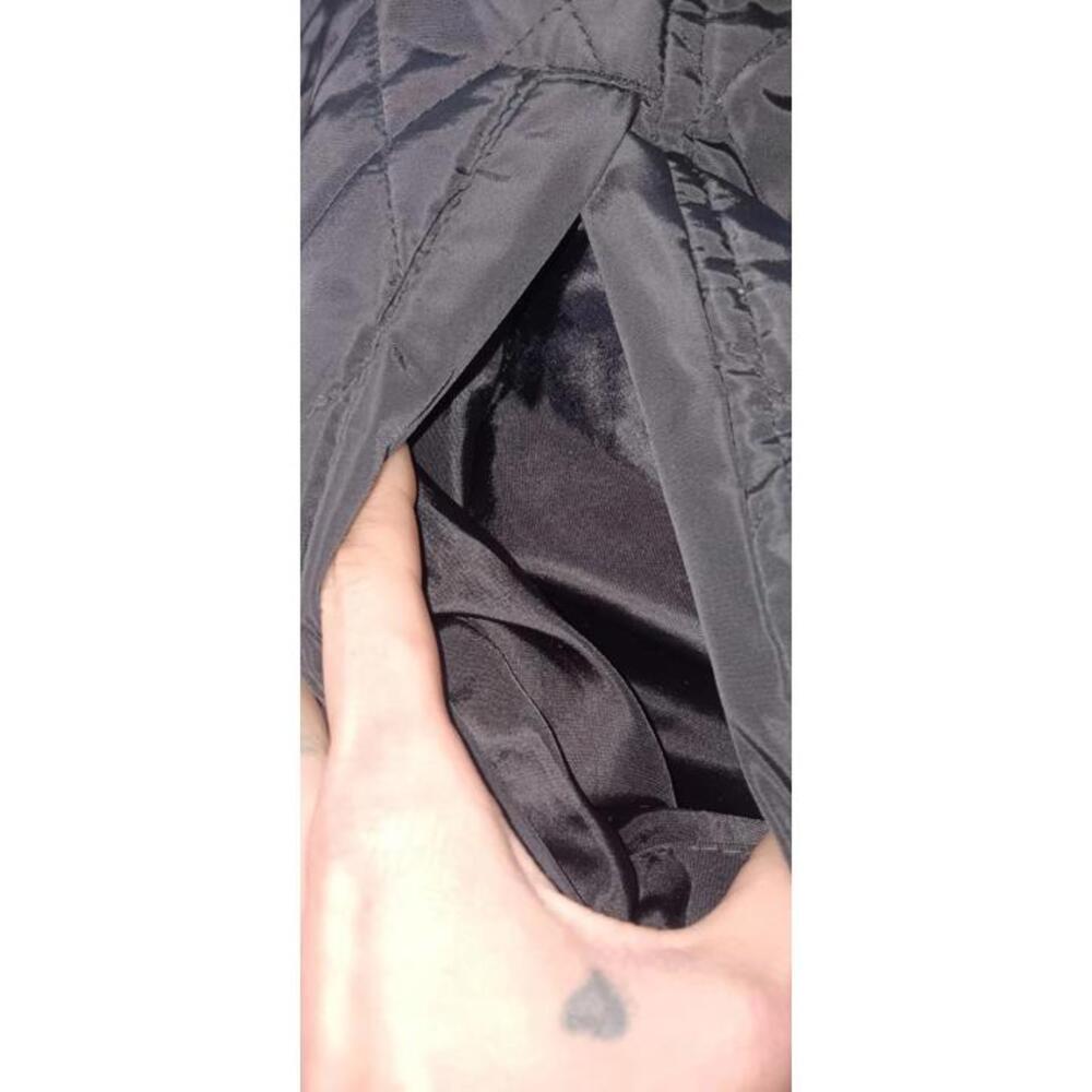 Tahari Quilt Lined Zip Up Vest Womens Size Large Black With Pockets Holiday Cold - Picture 7 of 13